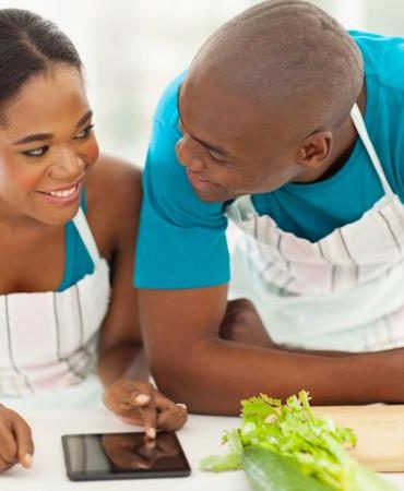 Cancer woman and Virgo man cooking together