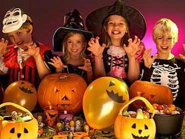 kids at Halloween party