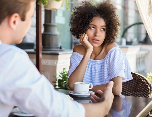 woman disinterested with date