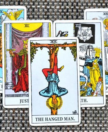 Hanged Man Tarot Card